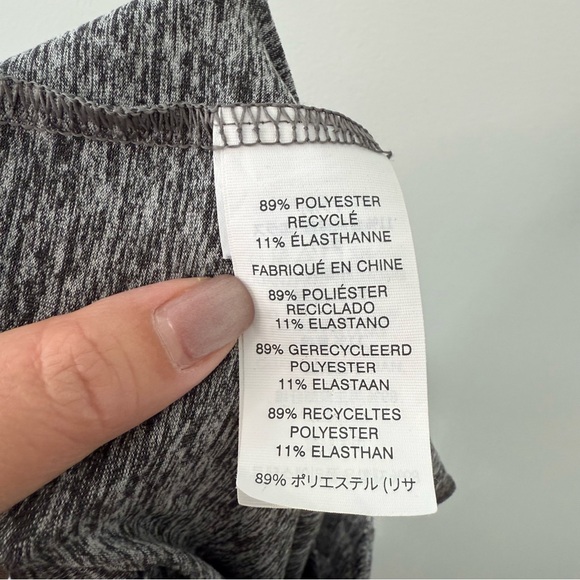 Vuori Halo Essential Wideleg Pant Heathered Grey DreamKnit Wide Leg Sz L - Picture 11 of 15